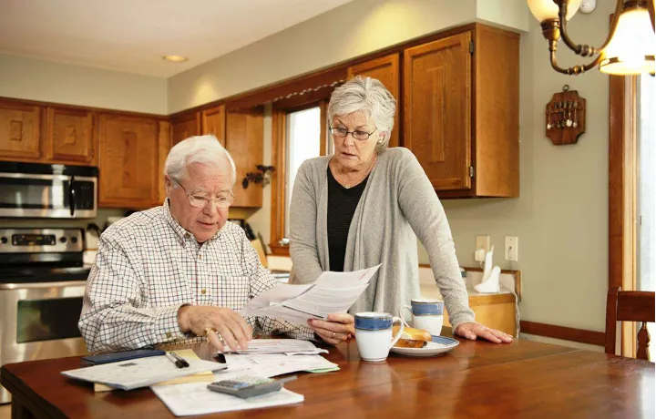 مصائب بازنشستگی با حقوق حداقلی در کانادا